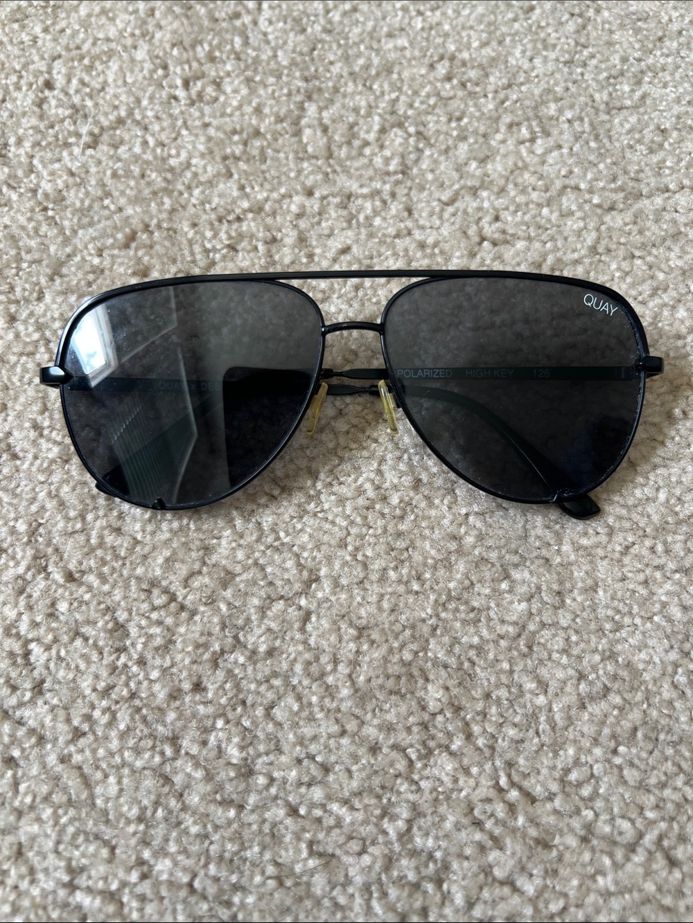 Quay- High Key Black Aviator Sunglasses with Polarized Lenses in fair condition